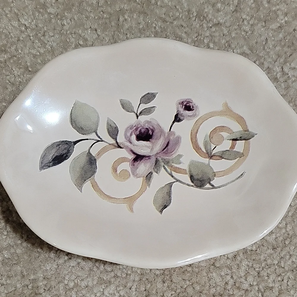 Free With Any Other Item!Vintage Soap Dish - White with Purple Rose Design